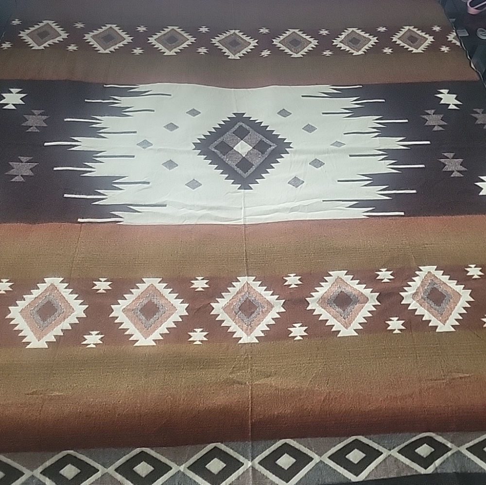 Ecuadorian Handmade Alpaca Blend Blanket